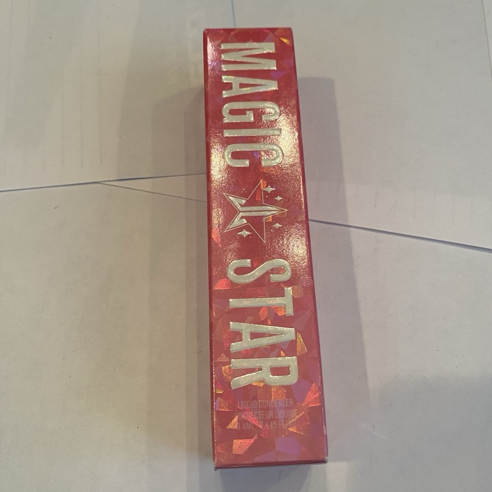 Jeffree Star Cosmetics Magic Star Concealer Yellow